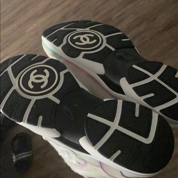 Don’t want them only wore for birthday weekend - Picture 4 of 4